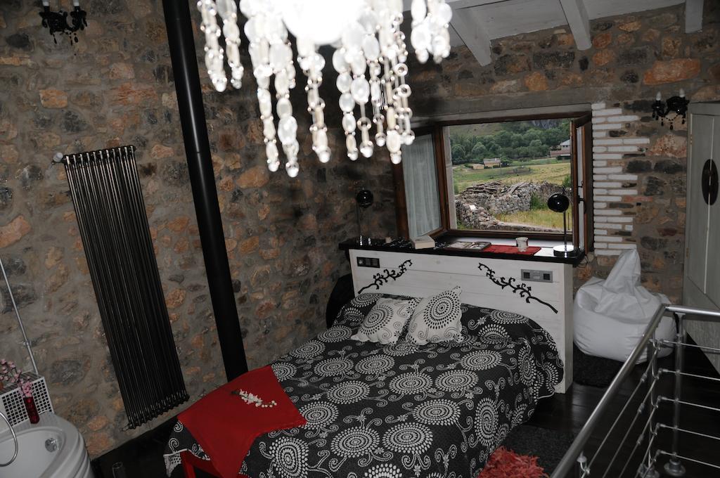 Casas Rurales Entre Babia Y La Luna Villafeliz Exteriör bild
