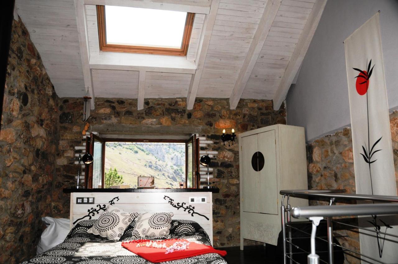 Casas Rurales Entre Babia Y La Luna Villafeliz Exteriör bild