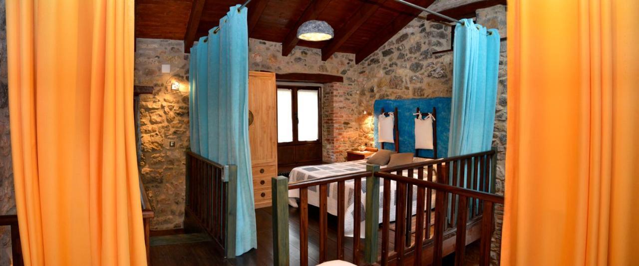 Casas Rurales Entre Babia Y La Luna Villafeliz Exteriör bild